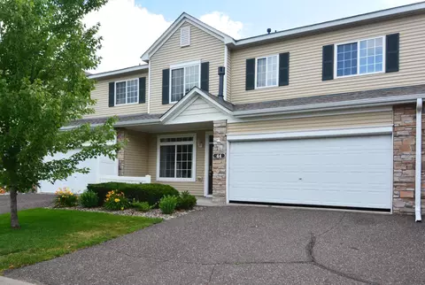 44 River Woods Dr W, Saint Paul Park, MN 55071