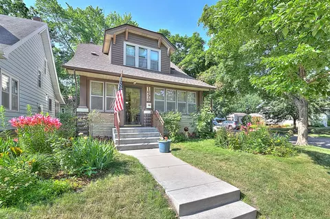 1698 Hubbard Ave, Saint Paul, MN 55104