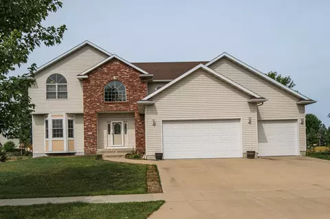 2071 Century View Ln NE, Rochester, MN 55906