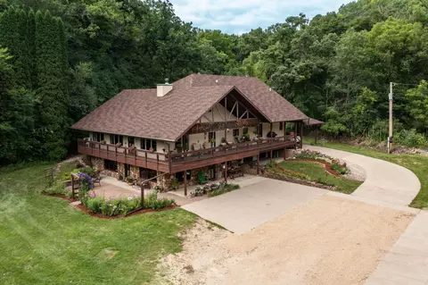 39342 County Road 8, Pleasant Hill Twp, MN 55925
