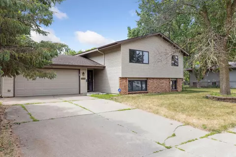 3217 74th Ave N, Brooklyn Park, MN 55443