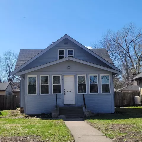 3728 21st Ave S, Minneapolis, MN 55407
