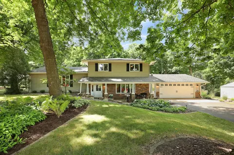 5350 Oxford Ave, Watertown, MN 55388