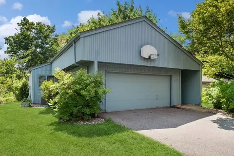 1163 Benton Way, Arden Hills, MN 55112