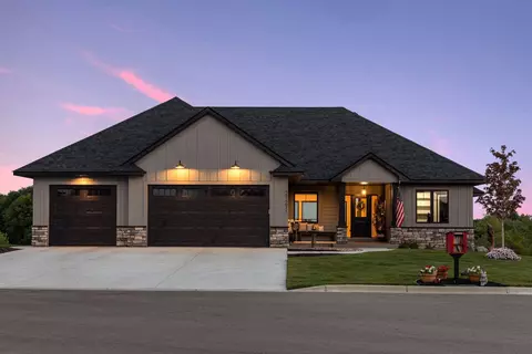 27271 Elle Cir, Elko New Market, MN 55020