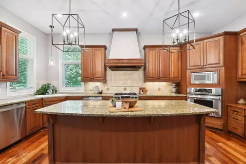 2851 Timberview Trl, Chaska, MN 55318 photo 18