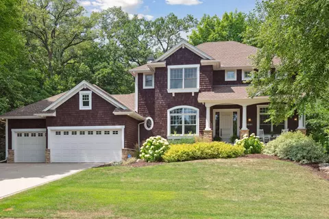 2851 Timberview Trl, Chaska, MN 55318 photo 2