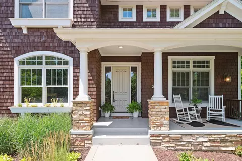 2851 Timberview Trl, Chaska, MN 55318 photo 3
