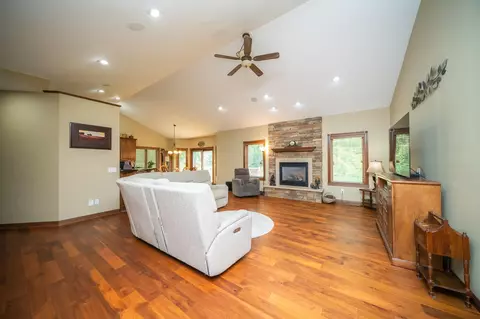 2007 Temminck Rd, Saint Cloud, MN 56301 photo 21