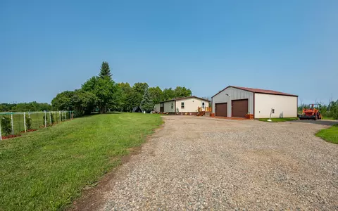 38284 U S Highway 2, Cohasset, MN 55721