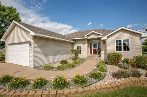 1340 Alton Ln, Hammond, WI 54015
