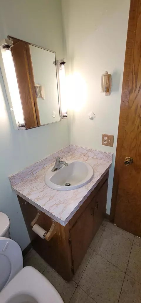 9 Lind St, Faribault, MN 55021 photo 11