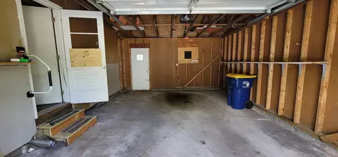 9 Lind St, Faribault, MN 55021 photo 2