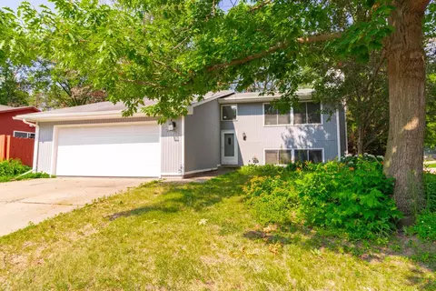 7581 Springbrook Ln, Woodbury, MN 55125
