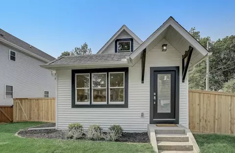 509 W 43rd St, Minneapolis, MN 55409