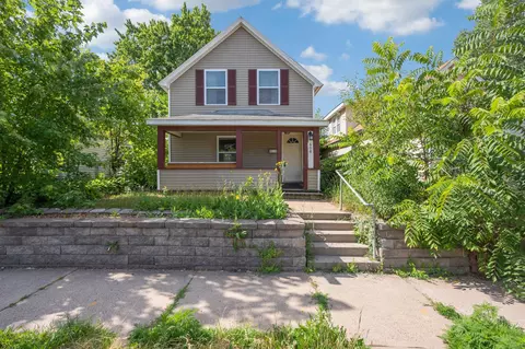 408 Hatch Ave, Saint Paul, MN 55117