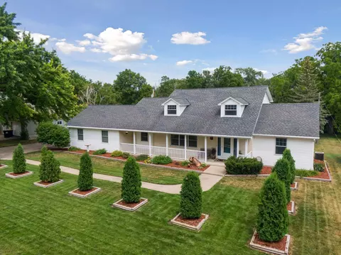 757 Clark Ave, Gibbon, MN 55335