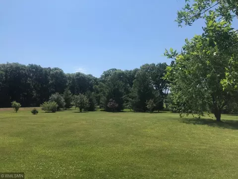 13 Nnn Hillview Ln, Little Falls, MN 56345