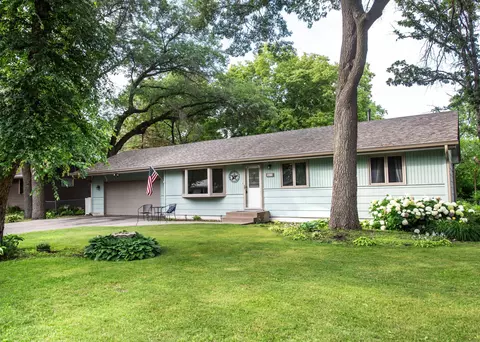 31 103rd Ave NW, Coon Rapids, MN 55448