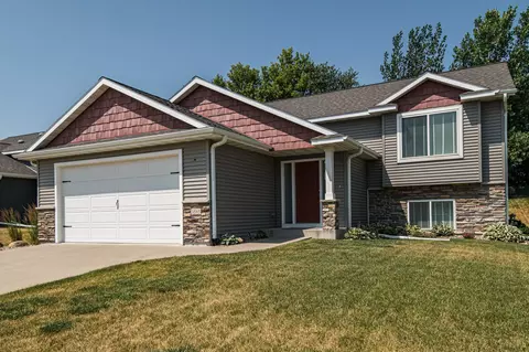 3585 46th Ave NW, Rochester, MN 55901