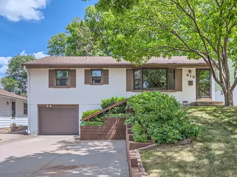 413 13th Ave S, South Saint Paul, MN 55075