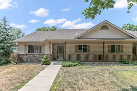 1419 Elliott Ave N, Glencoe, MN 55336