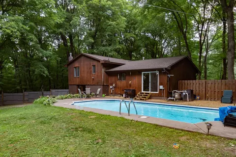 717 S Jefferson St, Saint Croix Falls, WI 54024