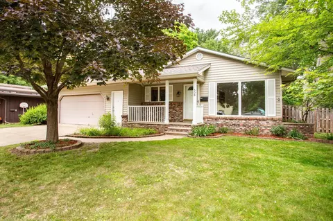508 Crescent St, River Falls, WI 54022