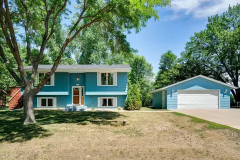 16657 Mankato St NE, Ham Lake, MN 55304