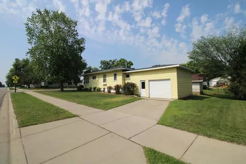 202 5th St S, Sauk Centre, MN 56378