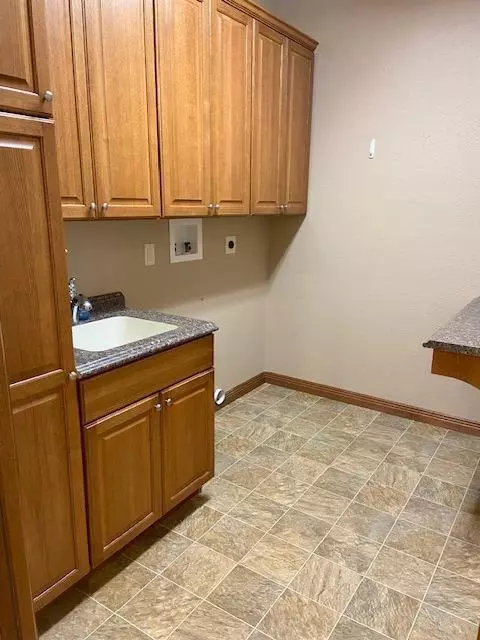 400 Riverbluff Dr, Windom, MN 56101 photo 26