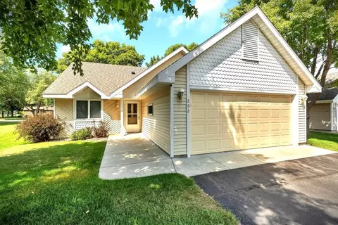 282 Park Ave S, Saint Cloud, MN 56301