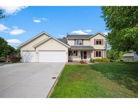 2016 Pheasant Run St, Shakopee, MN 55379