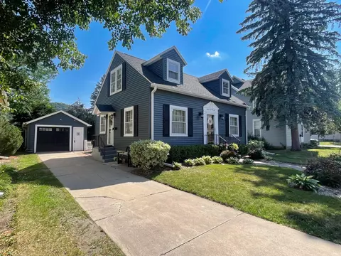 1175 W 10th St, Winona, MN 55987
