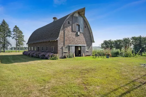 22115 Canby Ave, Faribault, MN 55021 photo 4