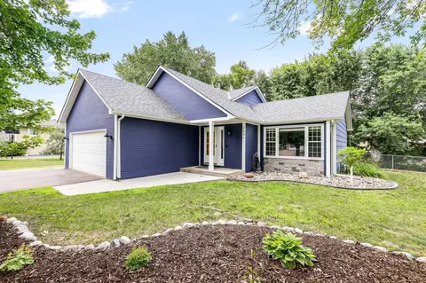 1056 Tamarack Ln, Lino Lakes, MN 55014