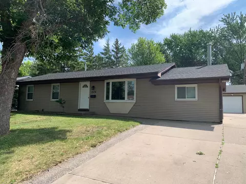 1524 Lincoln Ave, Saint Paul Park, MN 55071