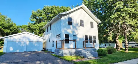 603 9th St SE, Willmar, MN 56201