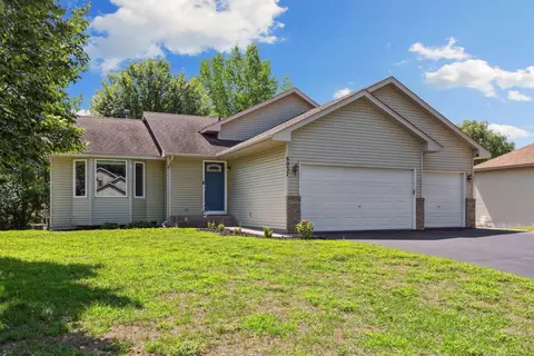 6037 259th St, Wyoming, MN 55092