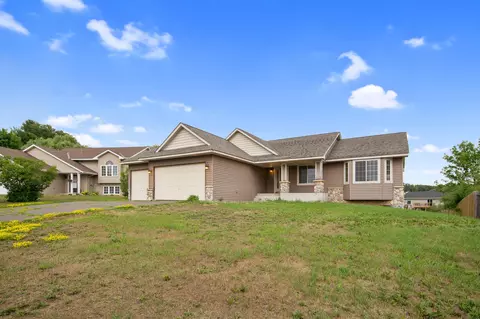811 Jack Pine Ct, Somerset, WI 54025