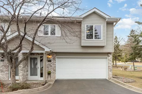 13017 Penn Ave S, Burnsville, MN 55337