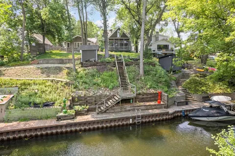 3025 Lake Shore Blvd, Wayzata, MN 55391