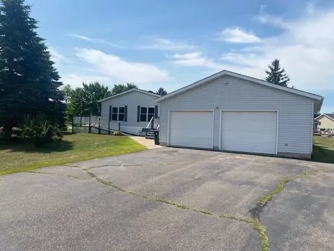 202 Elk River Ct, Randall, MN 56475
