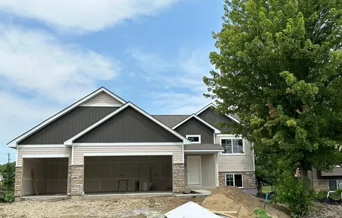806 Sunrise Ct SE, Lonsdale, MN 55046