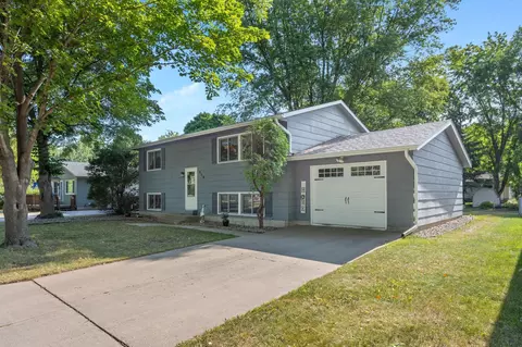419 Connecticut St NW, Hutchinson, MN 55350
