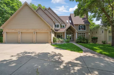 7662 S Bay Dr, Bloomington, MN 55438