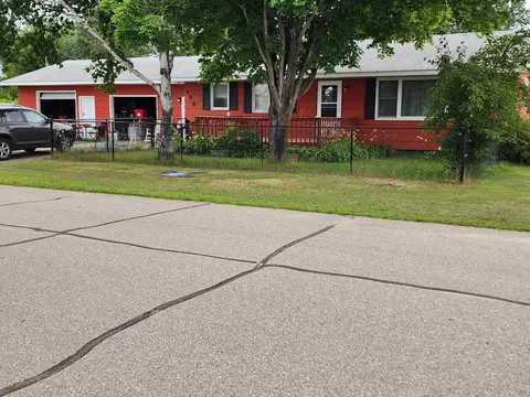 609 E 4th Ave, Hewitt, MN 56453 photo 2