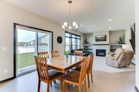 1081 Ashbrook Path, Rosemount, MN 55068 photo 4
