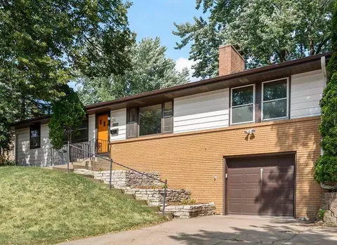 3730 Louisiana Ave N, New Hope, MN 55427