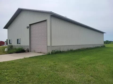 39693 140th St, Eagle Lake Twp, MN 56515